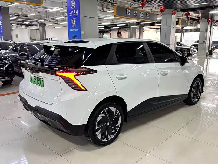 Фото 5 - MG Motor 4 EV