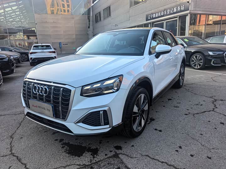 Фото 1 - Audi Q2L