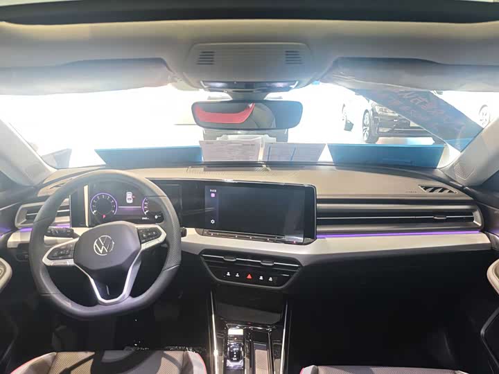 Фото 4 - Volkswagen Lamando L