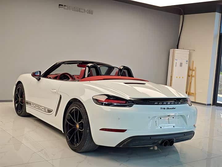 Фото 7 - Porsche 718