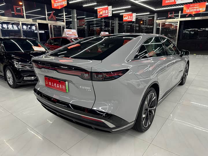 Фото 4 - Mazda EZ-6