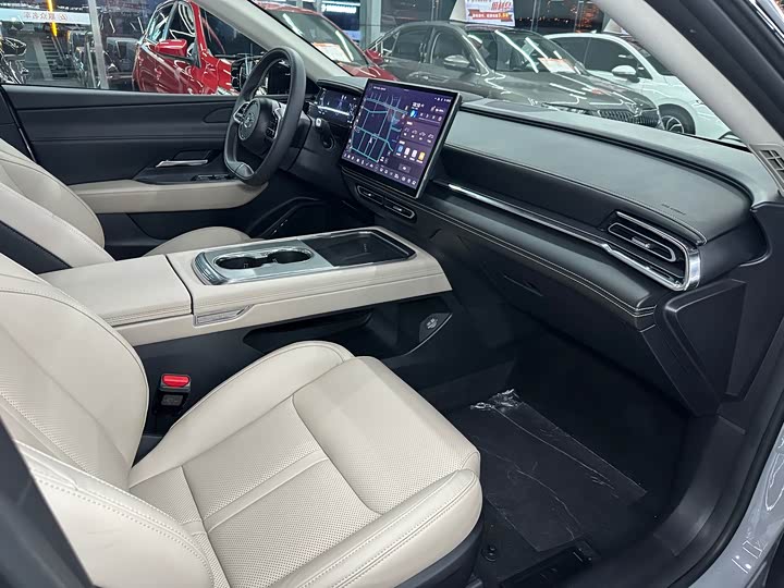 Фото 8 - Mazda EZ-6