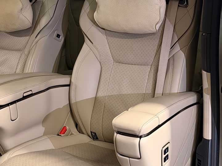 Toyota Alphard 2024 2024款 双擎 2.5L 臻享版