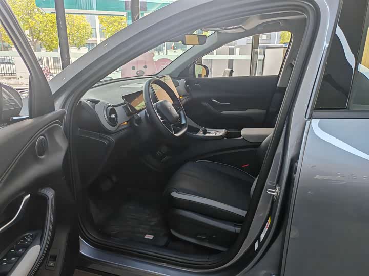 Фото 9 - BYD Sea Lion 05 DM-i Hybrid