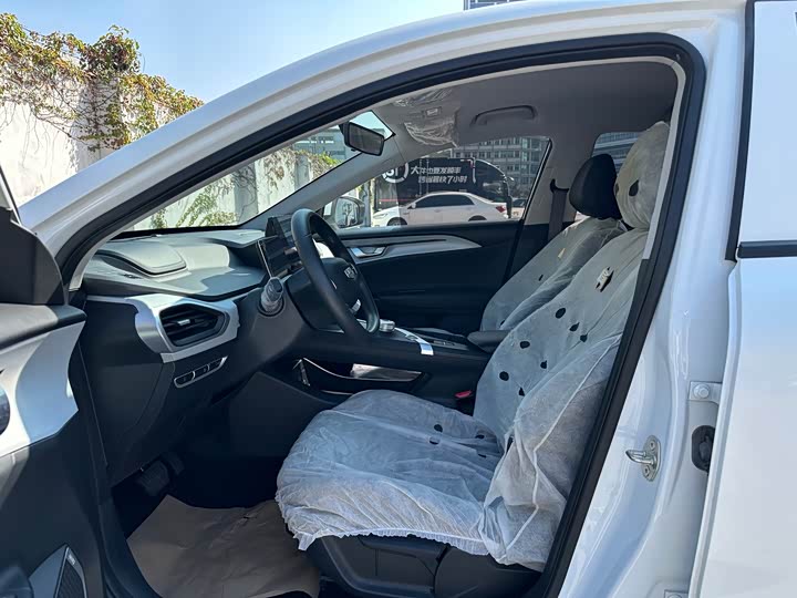 Фото 8 - Geely Geometry A