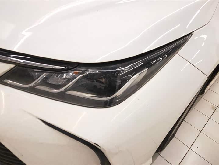 Фото 5 - Toyota Corolla