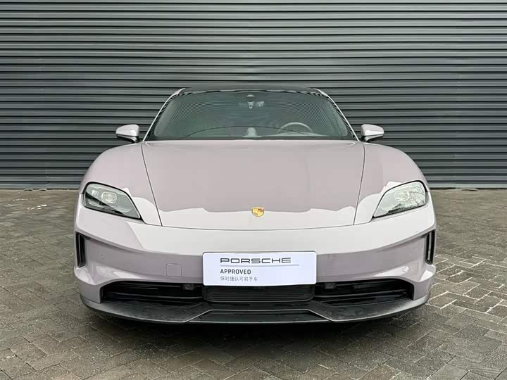 Фото 6 - Porsche Taycan