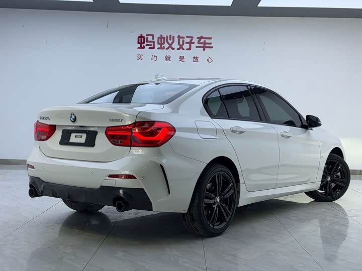 Фото 6 - BMW 1 Series