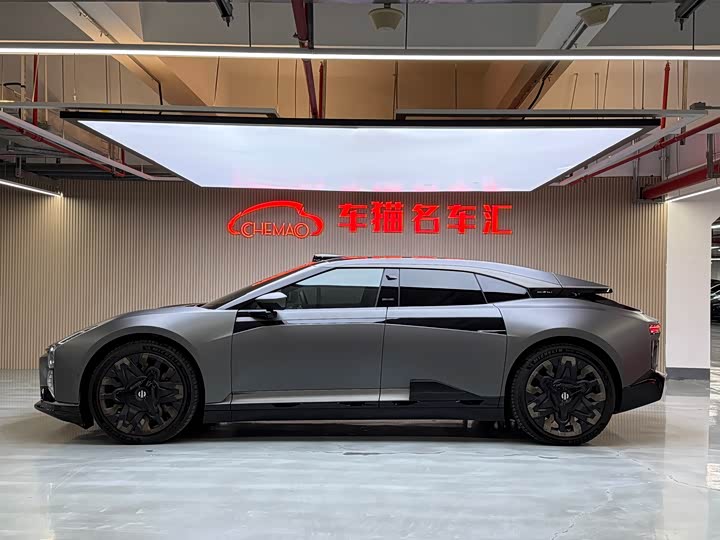 Фото 2 - HiPhi Z