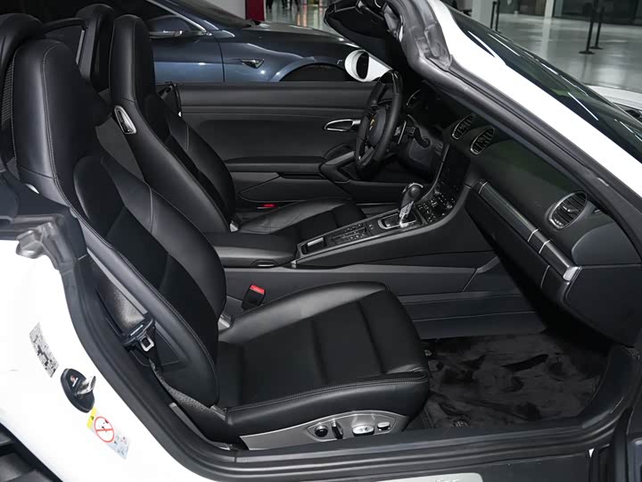 Фото 9 - Porsche 718