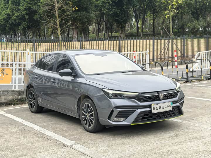 Фото 3 - Roewe i5