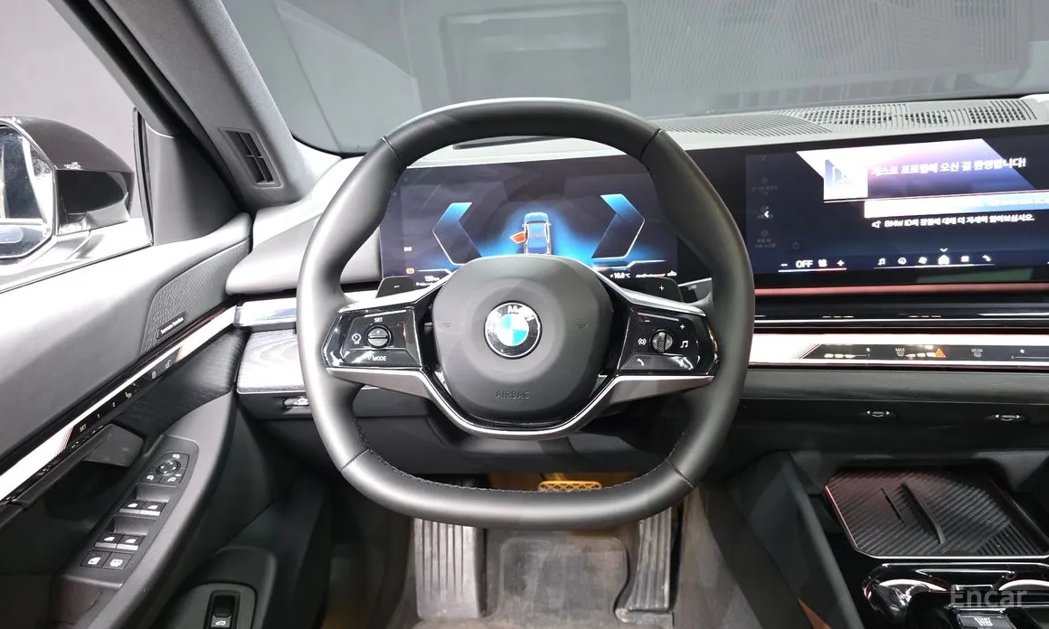 Фото 13 - BMW 5 Series