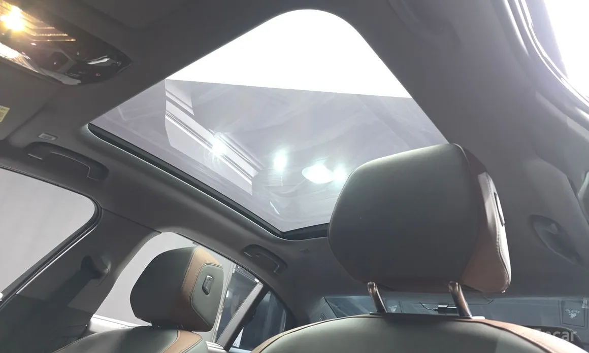 Фото 18 - BMW 5 Series