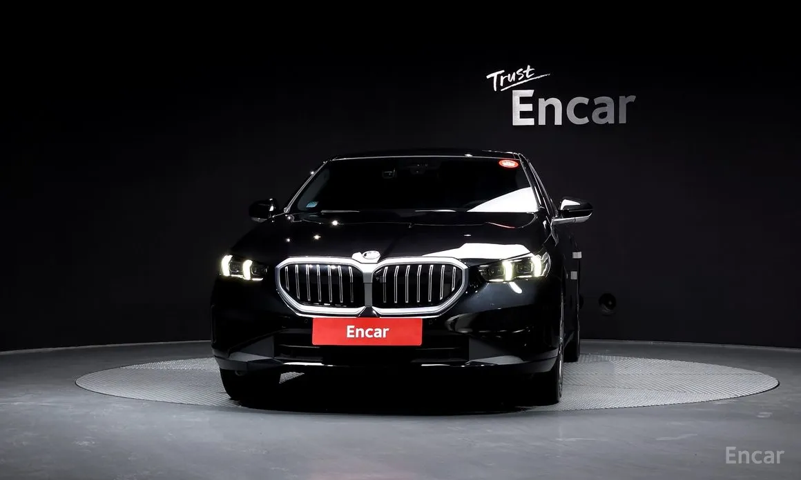 Фото 3 - BMW 5 Series