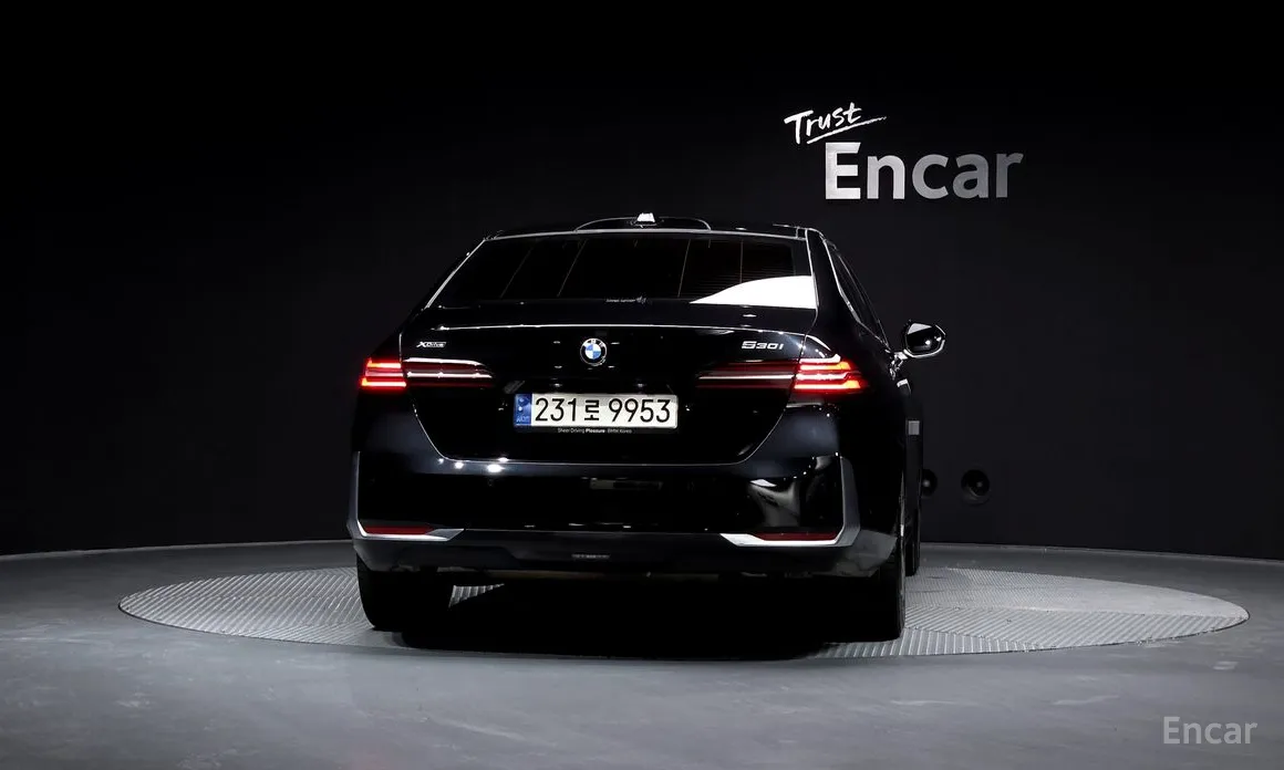 Фото 4 - BMW 5 Series