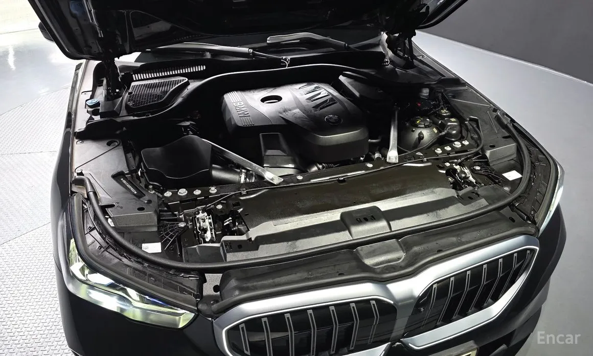 Фото 6 - BMW 5 Series