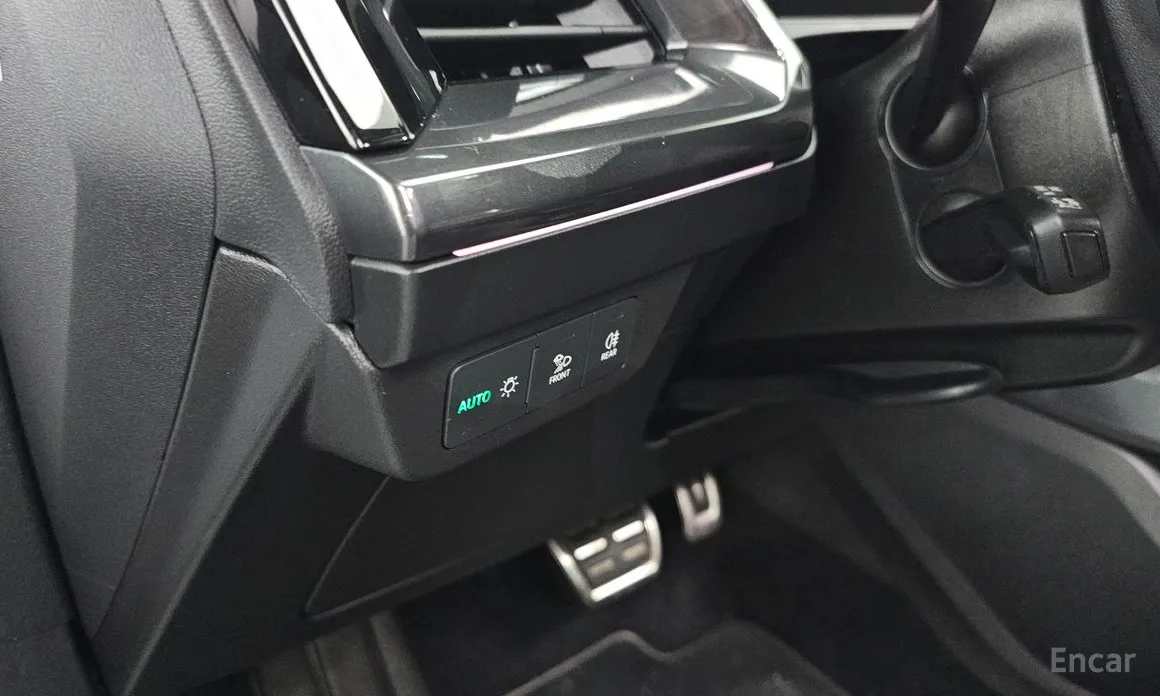 Фото 16 - Audi Q4 e-tron