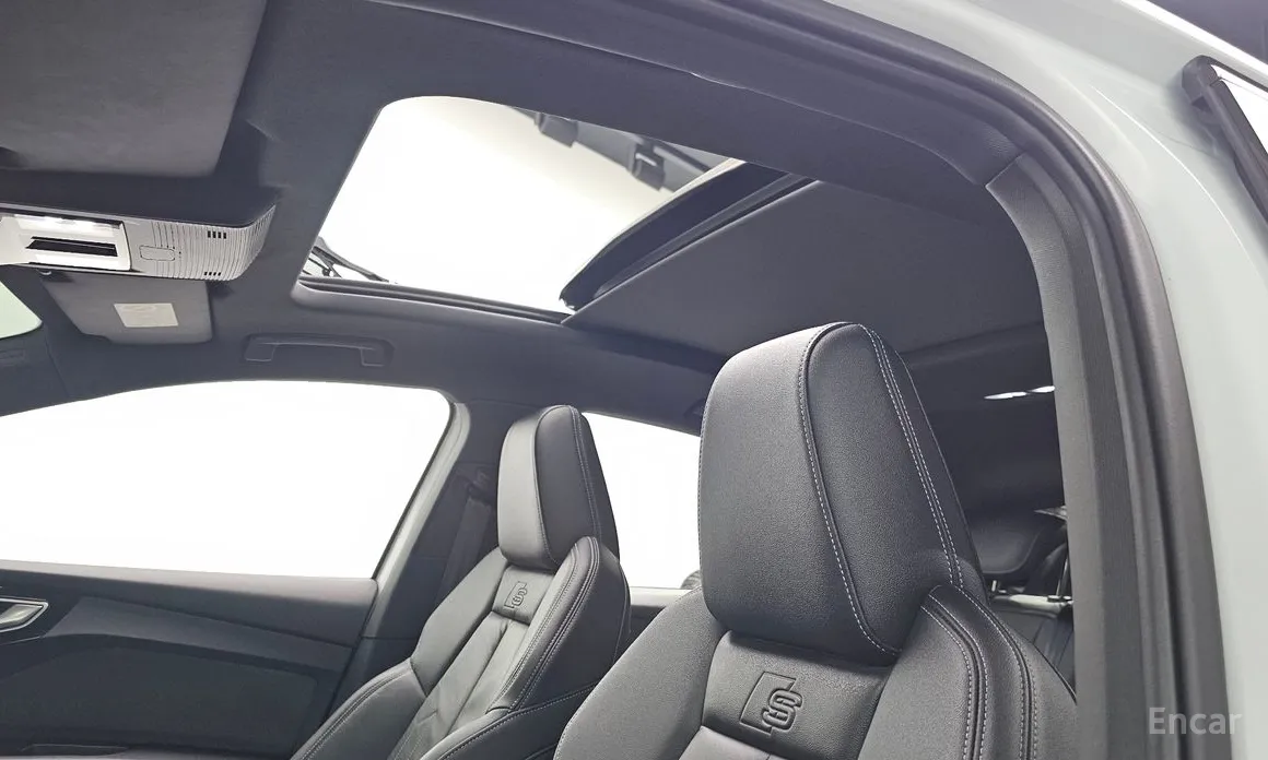 Фото 17 - Audi Q4 e-tron