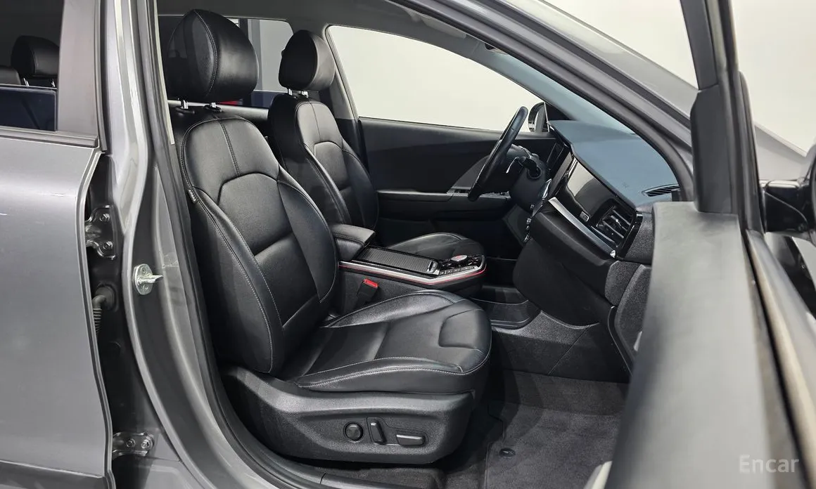 Фото 11 - Kia Niro