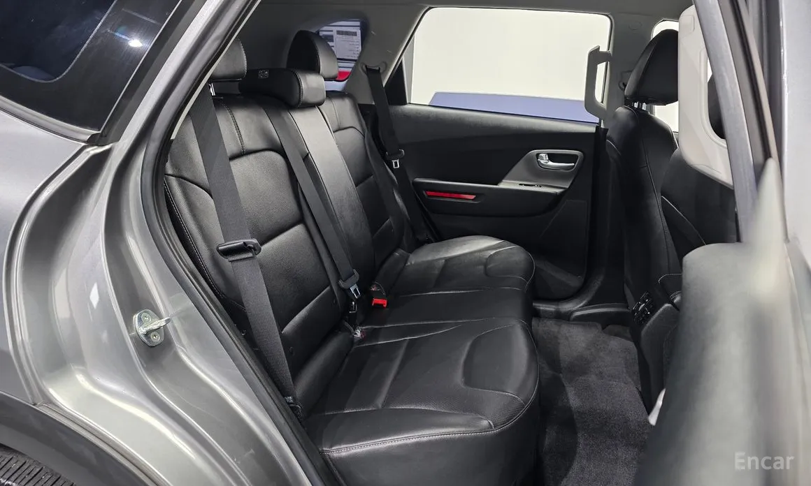 Фото 12 - Kia Niro