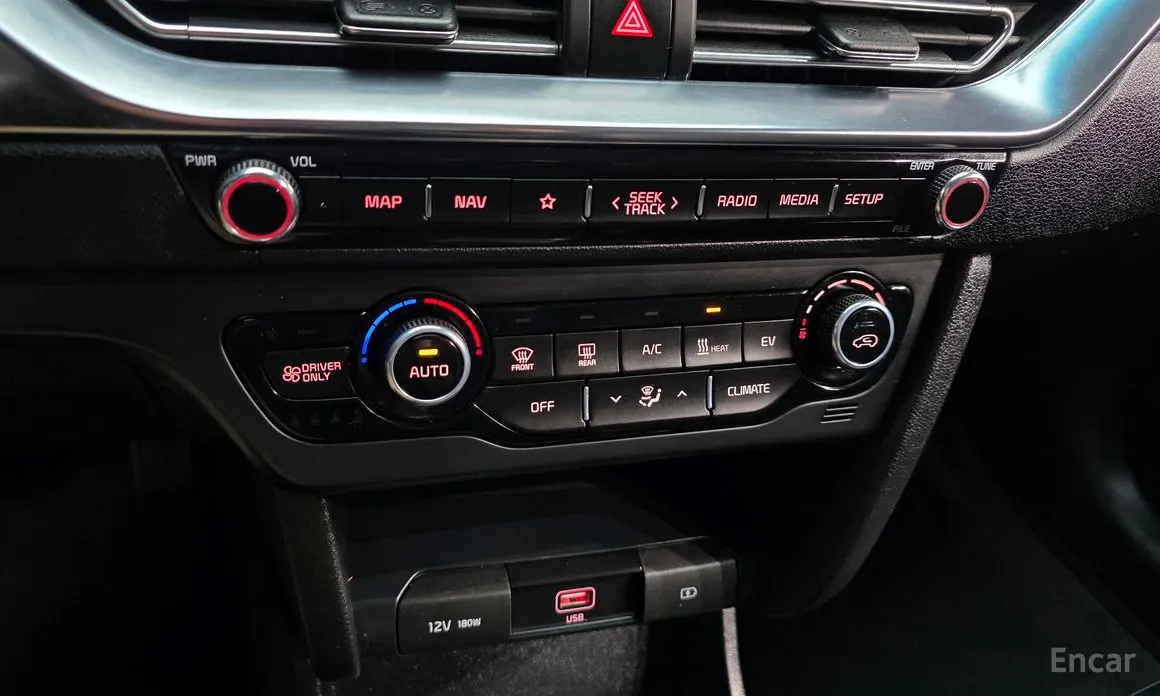 Фото 16 - Kia Niro