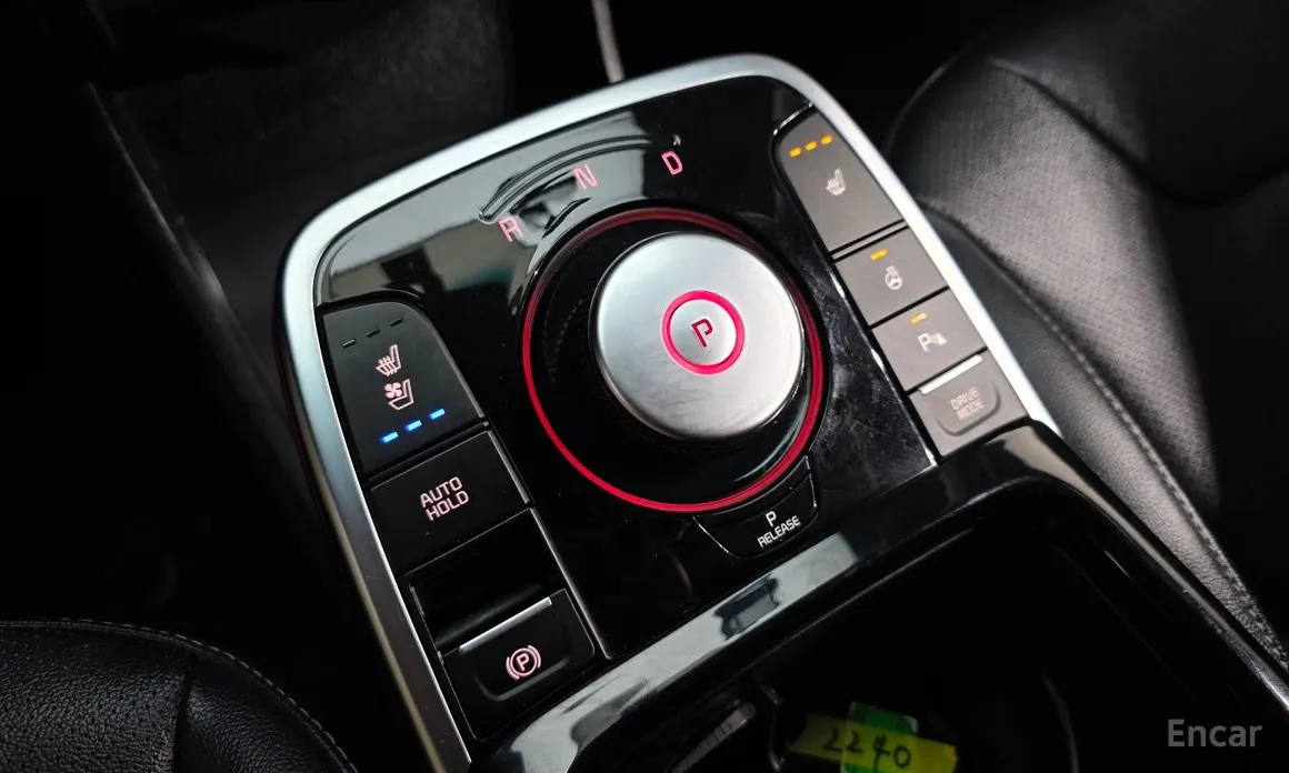 Фото 9 - Kia Niro