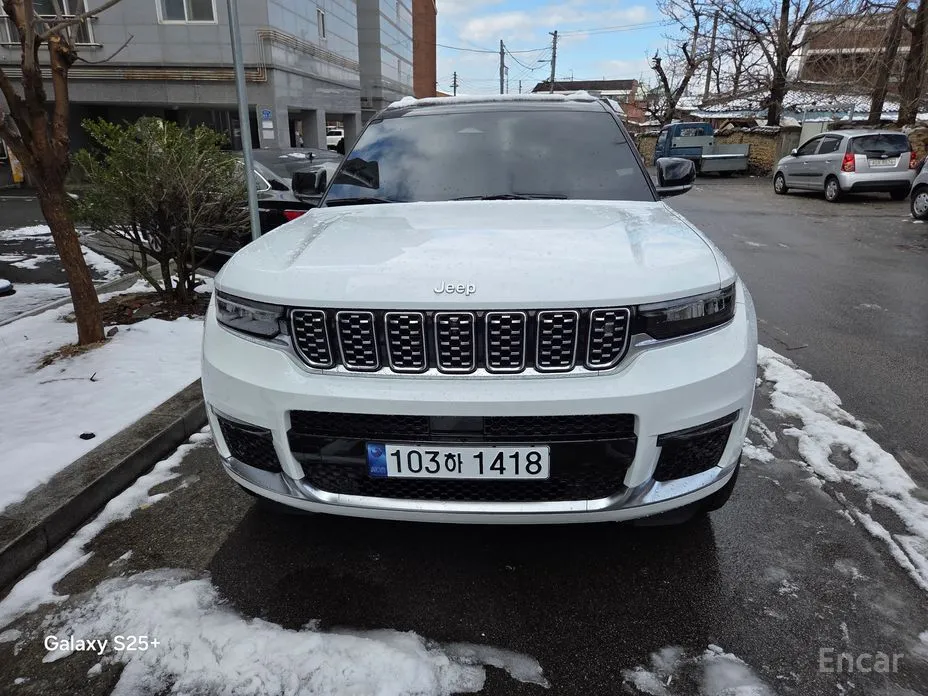 Фото 1 - Jeep Cherokee