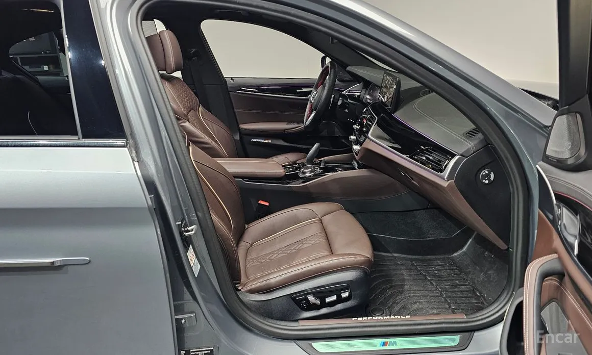 Фото 11 - BMW 5 Series