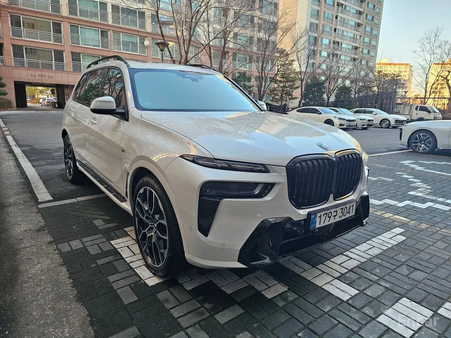 Фото 3 - BMW X7