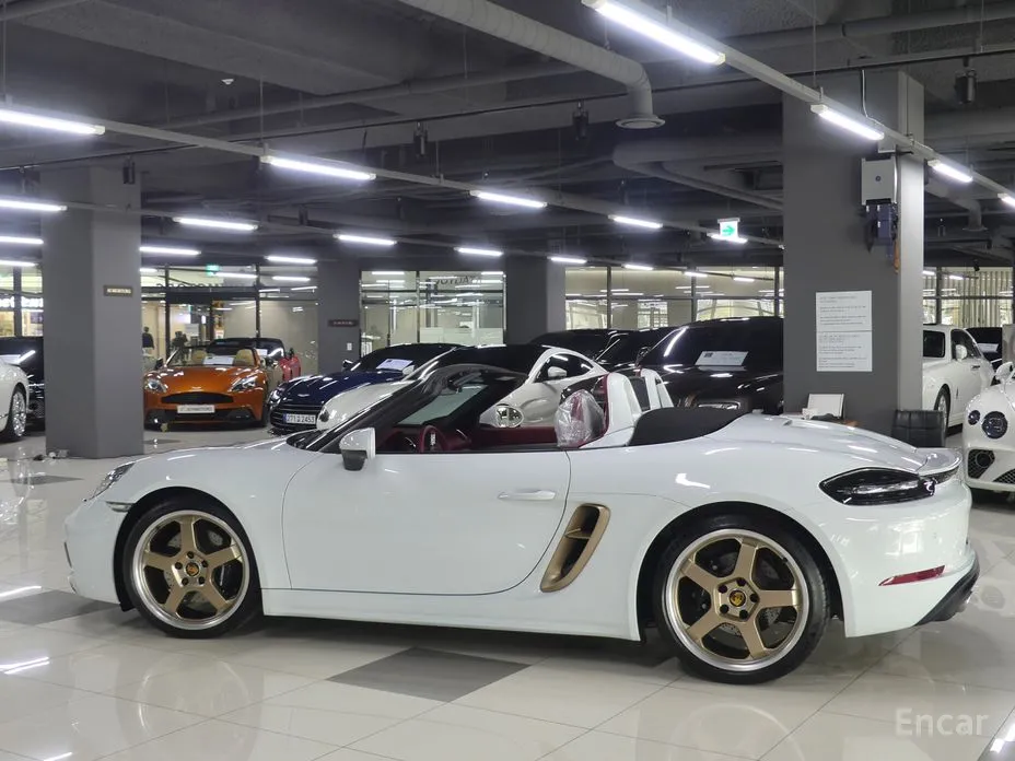 Фото 3 - Porsche 718