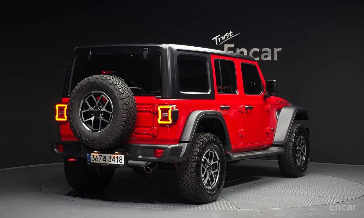 Фото 2 - Jeep Wrangler