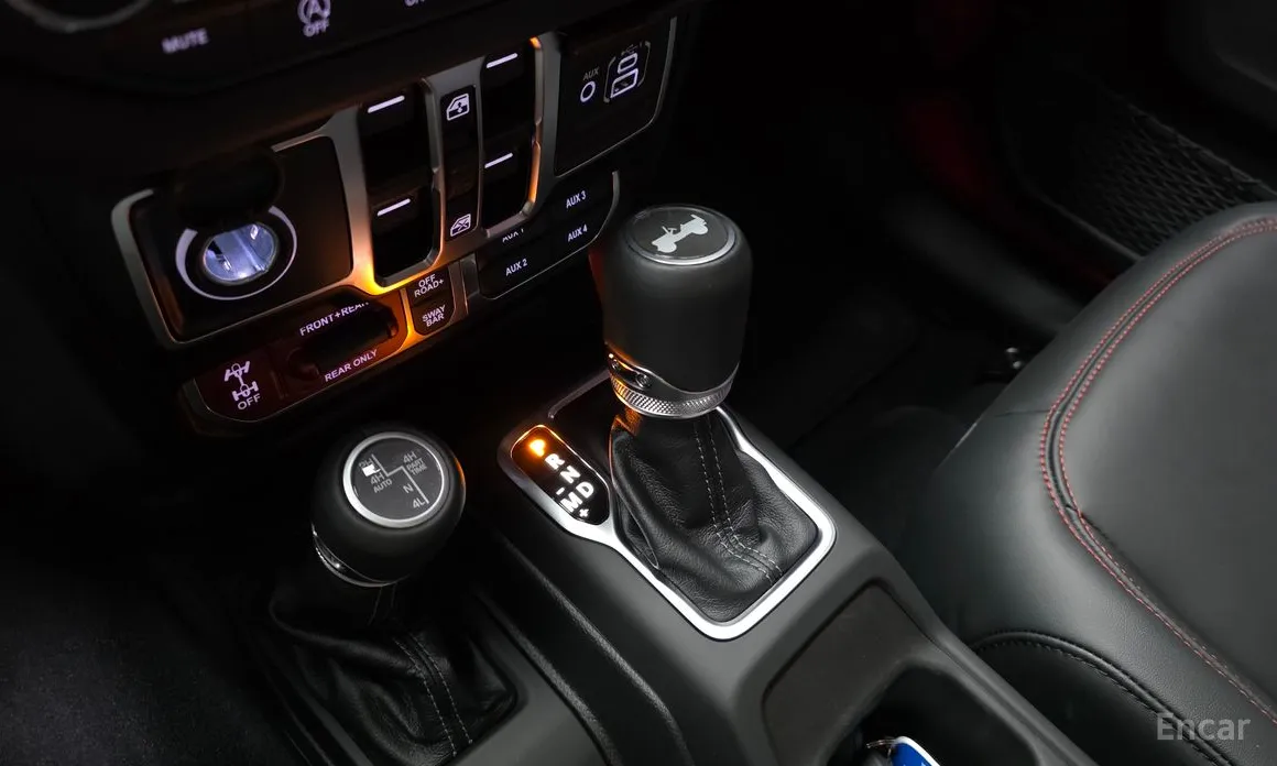 Фото 9 - Jeep Wrangler