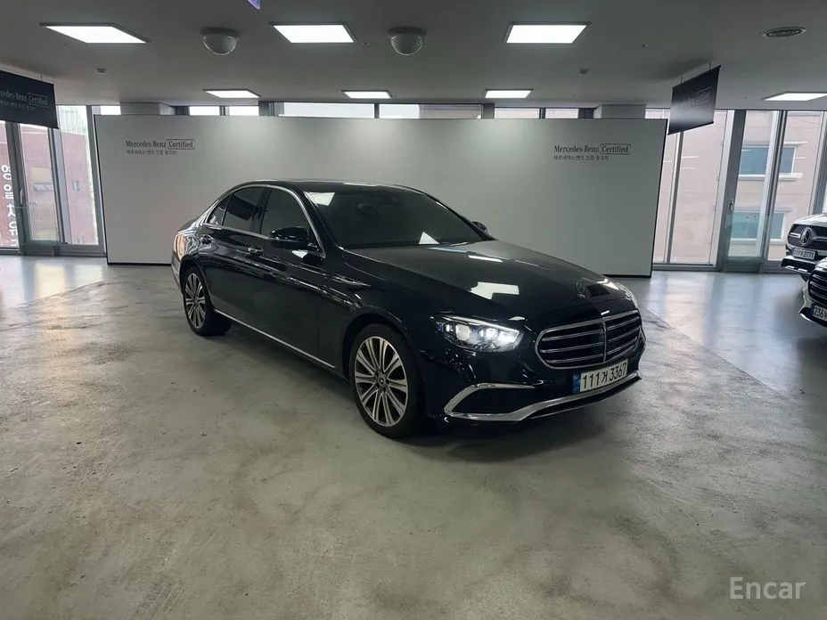 Фото 11 - Mercedes-Benz E-Class