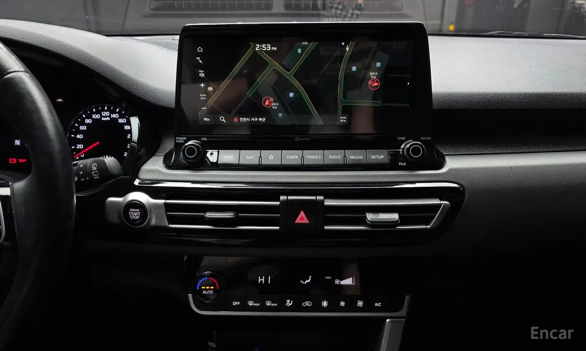 Фото 14 - Kia Seltos