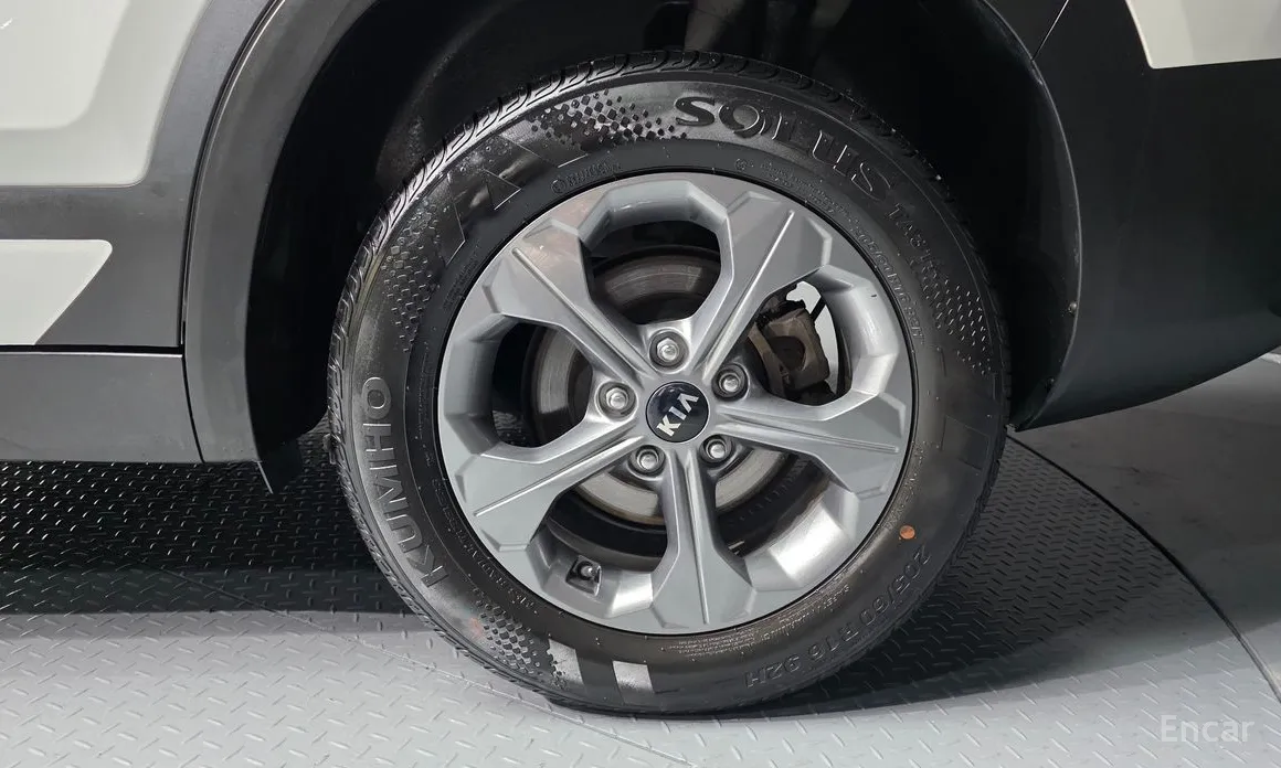 Фото 5 - Kia Seltos