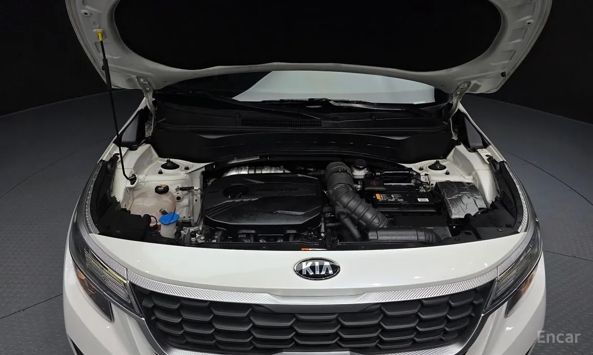 Фото 6 - Kia Seltos