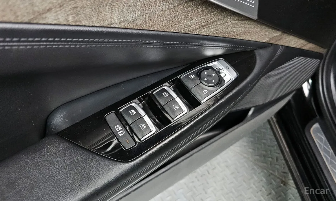 Фото 19 - Kia K8