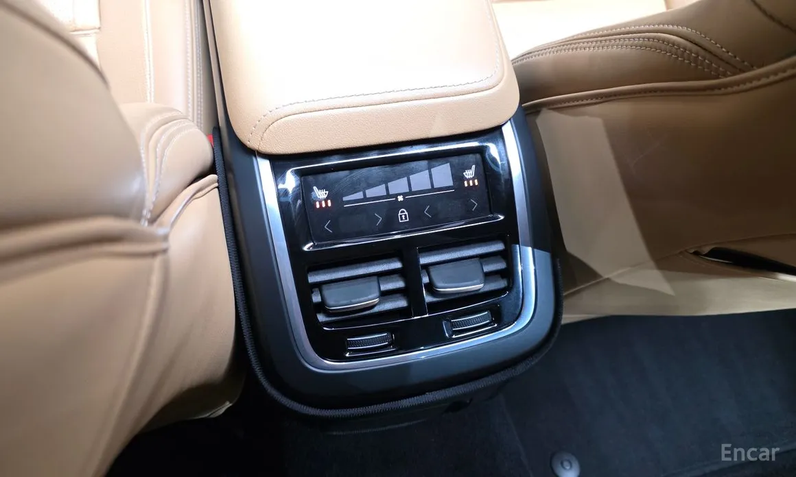 Фото 18 - Volvo S60