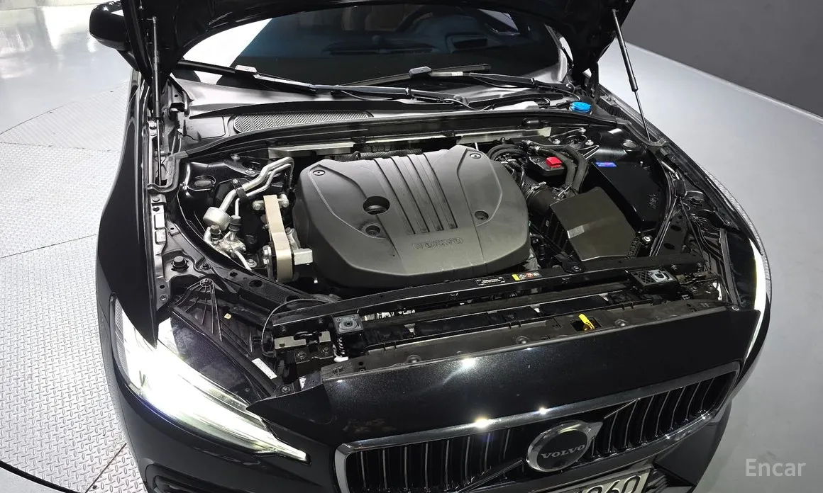 Фото 6 - Volvo S60