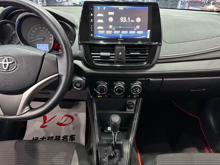 Фото 11 - Toyota Vios