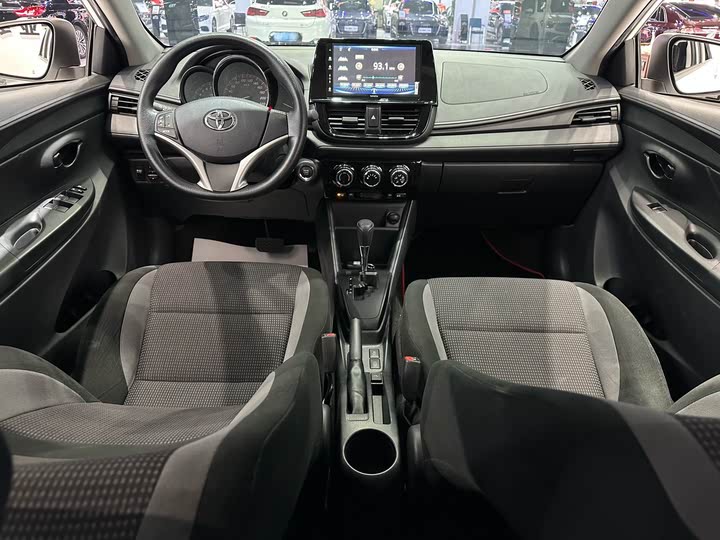 Фото 9 - Toyota Vios