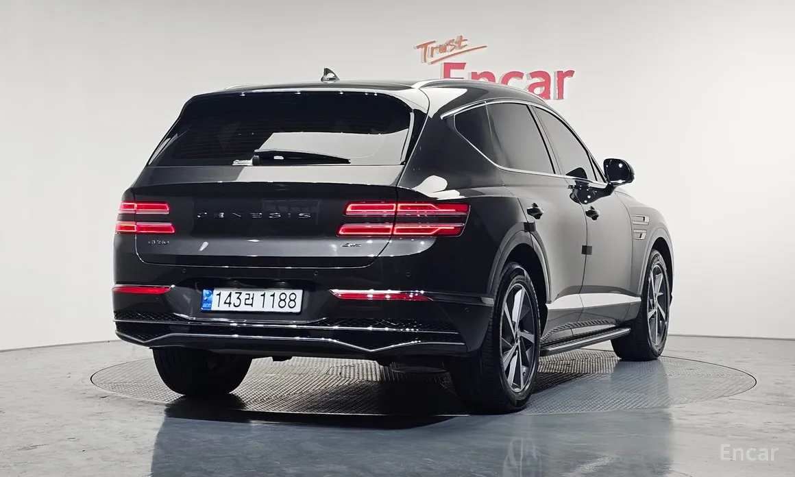 Фото 2 - Genesis GV80