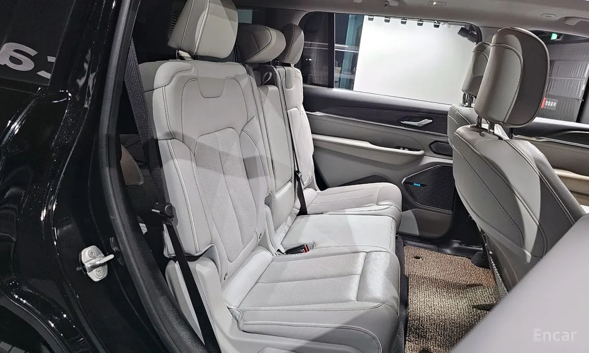 Фото 12 - Jeep Cherokee