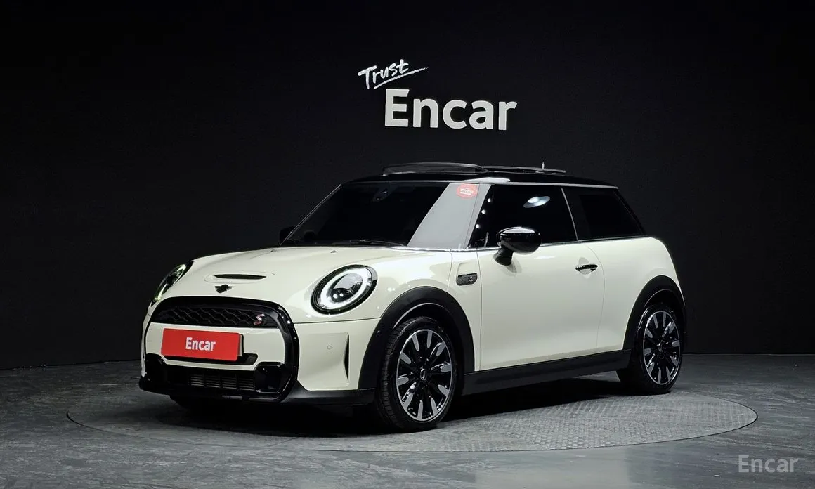 Фото 1 - Mini Cooper