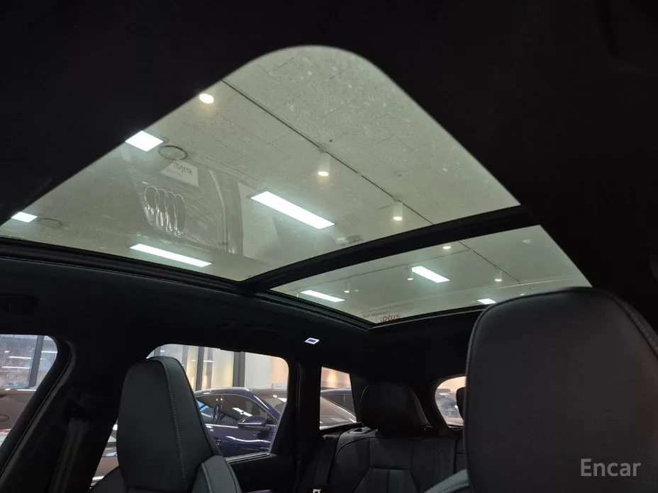 Фото 10 - Audi Q6 e-tron