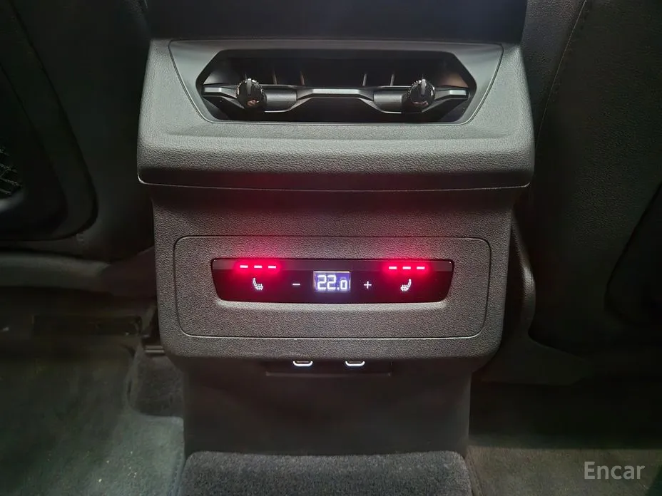 Фото 16 - Audi Q6 e-tron