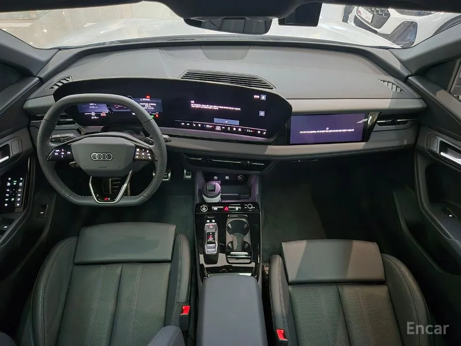 Фото 6 - Audi Q6 e-tron