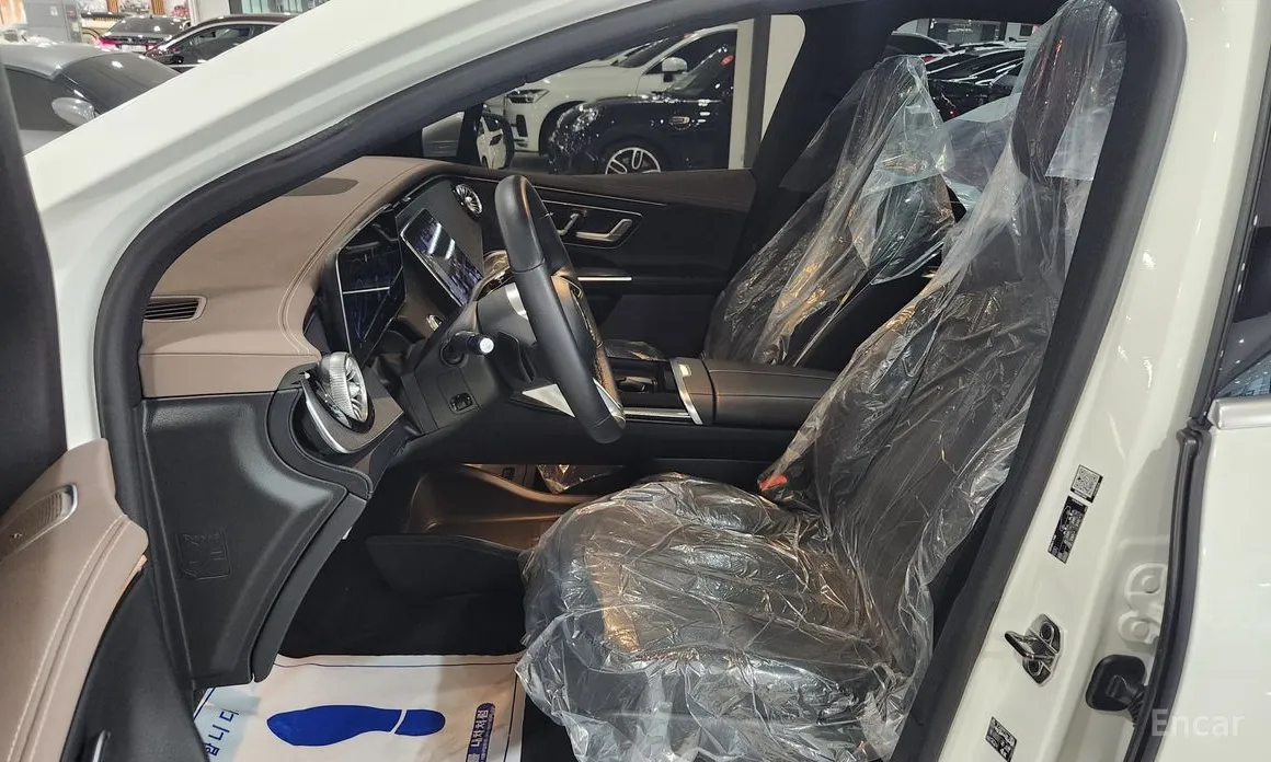 Фото 11 - Mercedes-Benz EQE