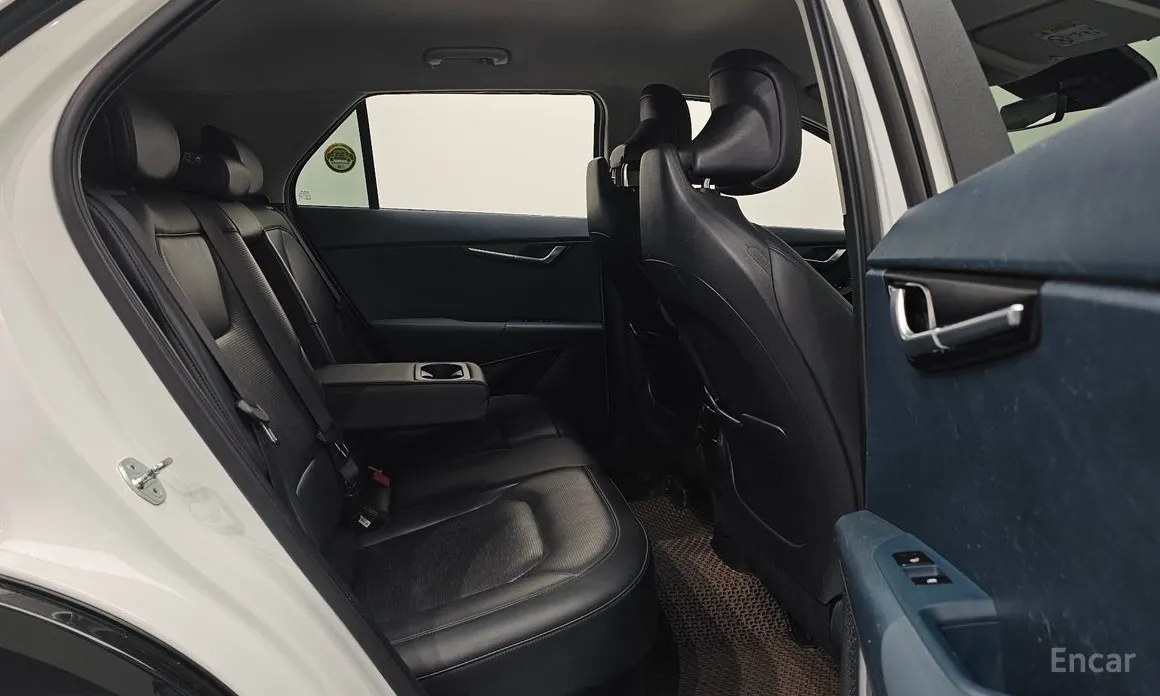 Фото 12 - Kia Niro