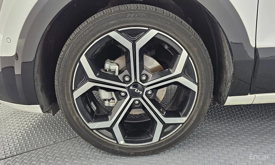 Фото 5 - Kia Niro